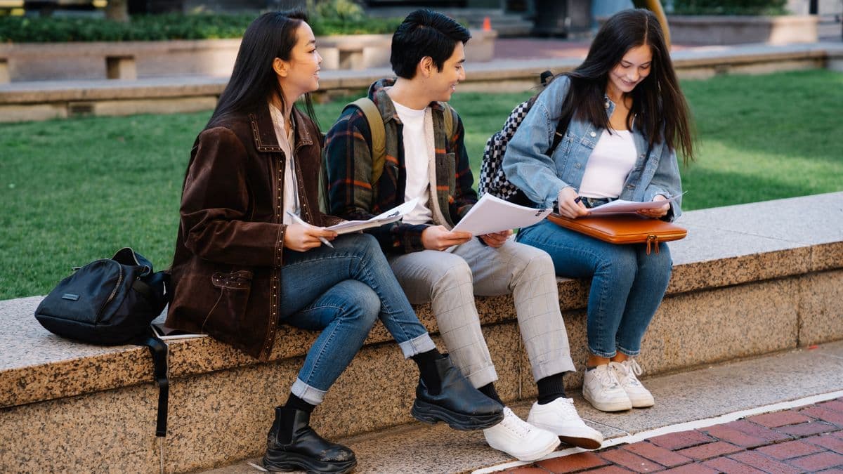 Your First Semester Abroad: How Indian Scholars Can Master the University Transition